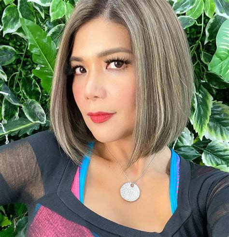 Here's Why You Should Cut Your Hair Short in Your 40s.
